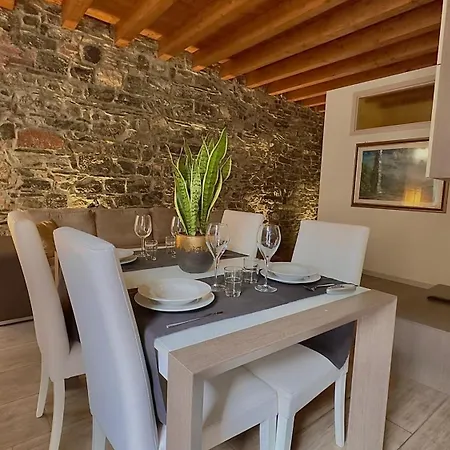 Medioevo I - A Due Passi Dal Duomo 公寓