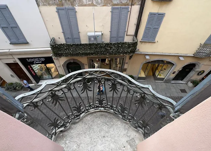 Medioevo I - A Due Passi Dal Duomo