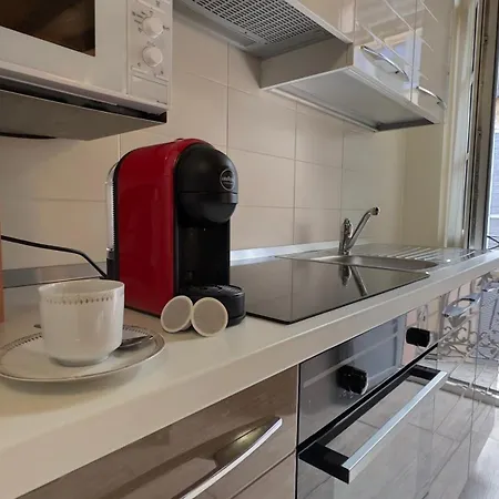 Medioevo I - A Due Passi Dal Duomo * كومو